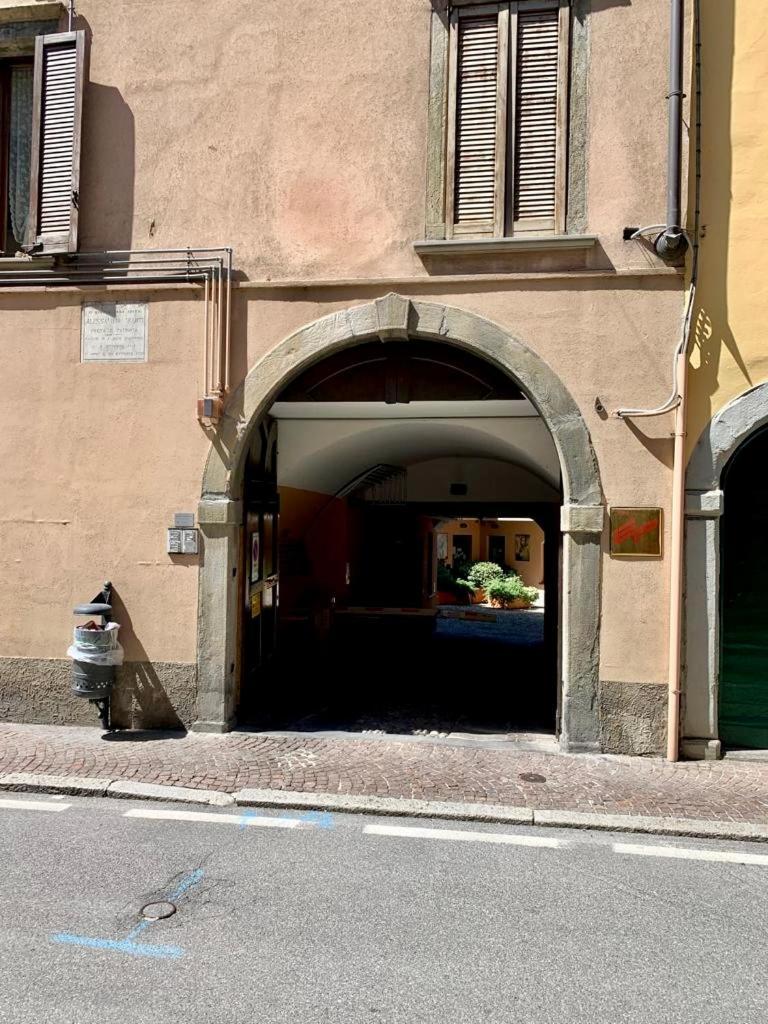 Flat Mazzini 6 Lägenhet Alzano Lombardo Exteriör bild